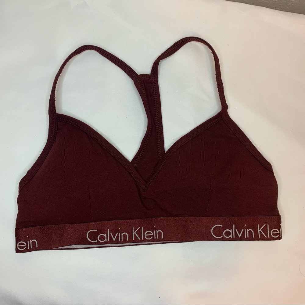 EUC CALVIN KLEIN Training Bra Padded Girls Medium Maroon Sports Bra Racerback